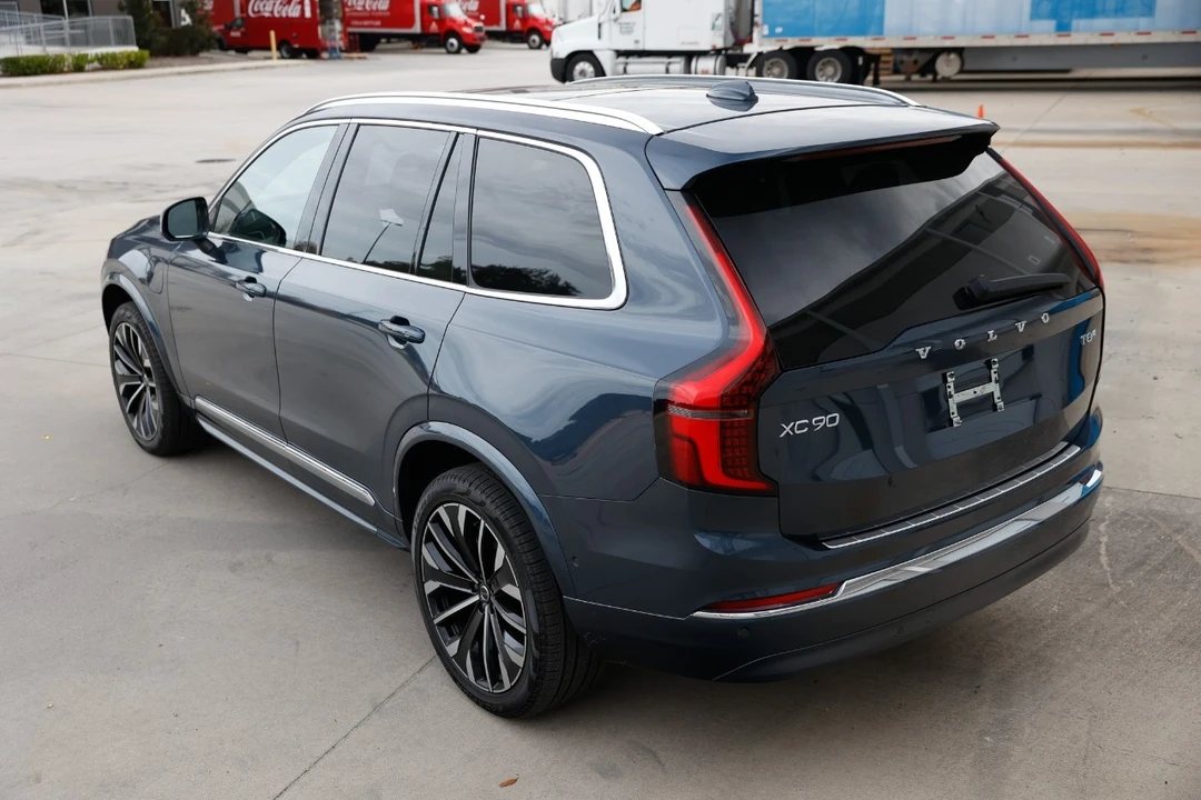 2025 Volvo XC90 2nd Gen - Image 7 of 12