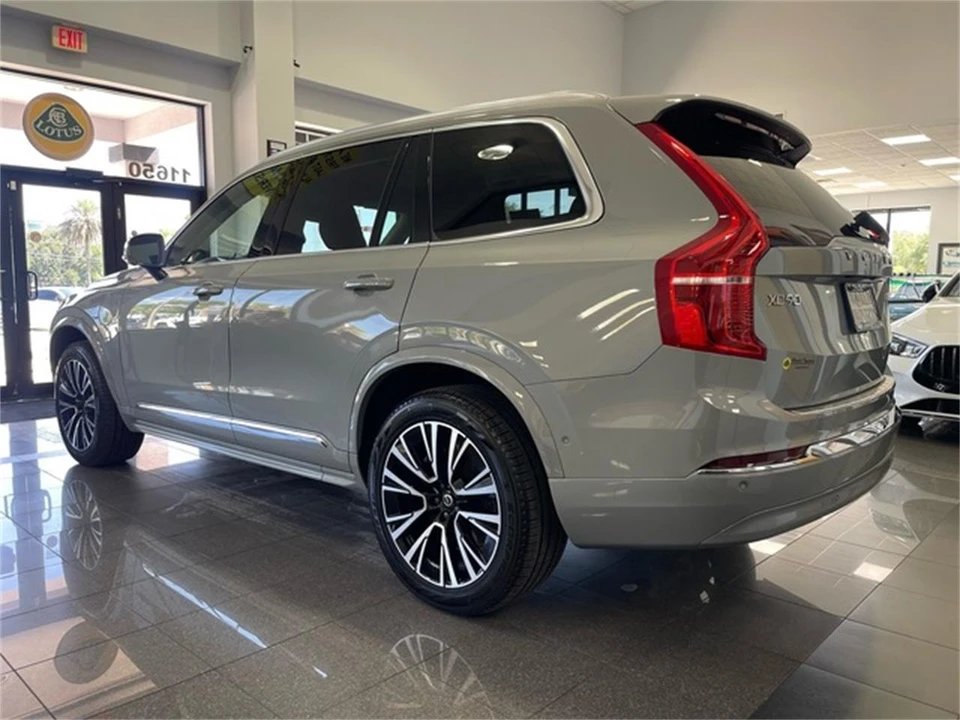 2025 Volvo XC90 2nd Gen - Image 3 of 31