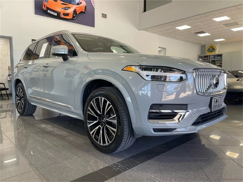 2025 Volvo XC90 2nd Gen - Image 7 of 31