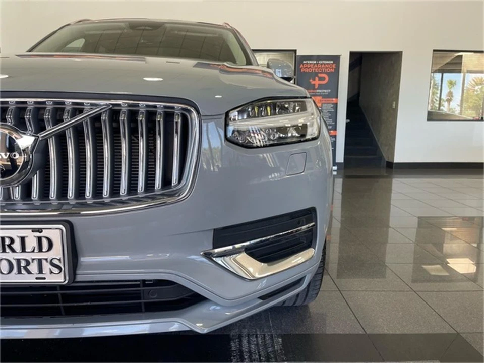 2025 Volvo XC90 2nd Gen - Image 10 of 31