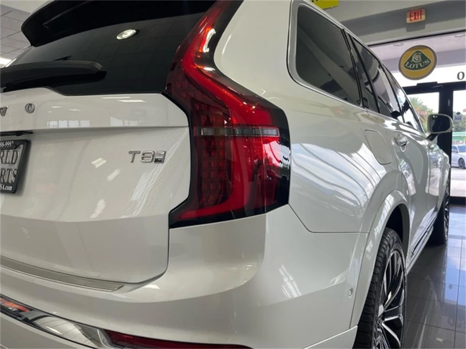 2025 Volvo XC90 2nd Gen - Image 17 of 31