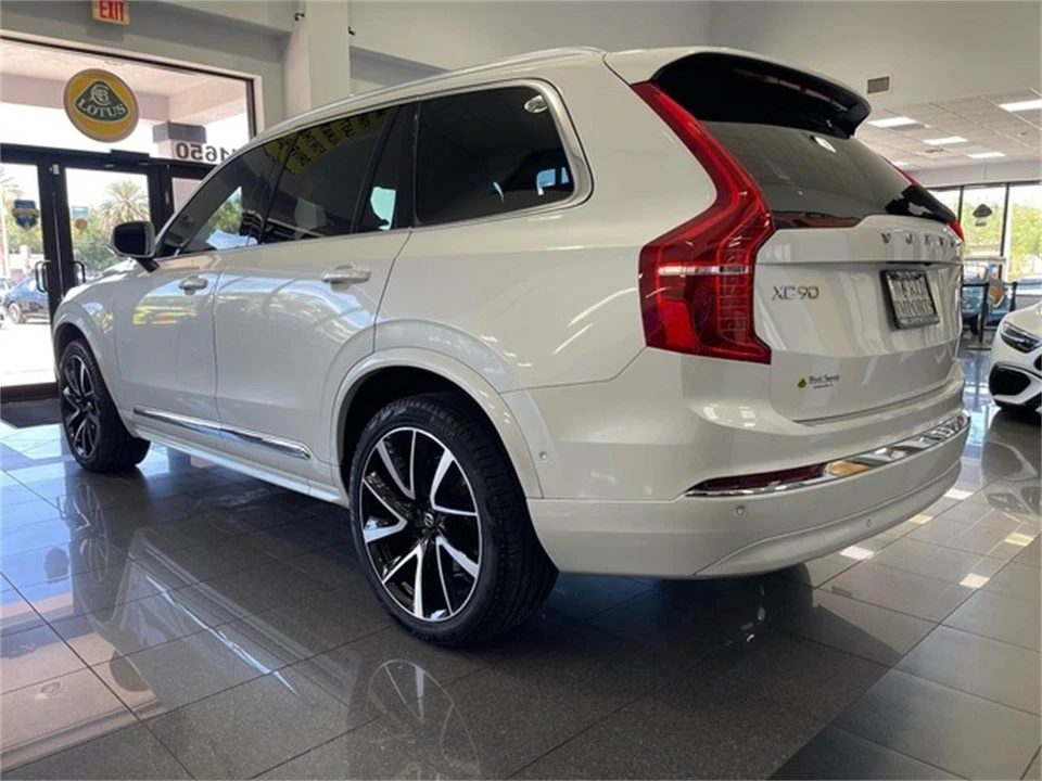 2025 Volvo XC90 2nd Gen - Image 3 of 31