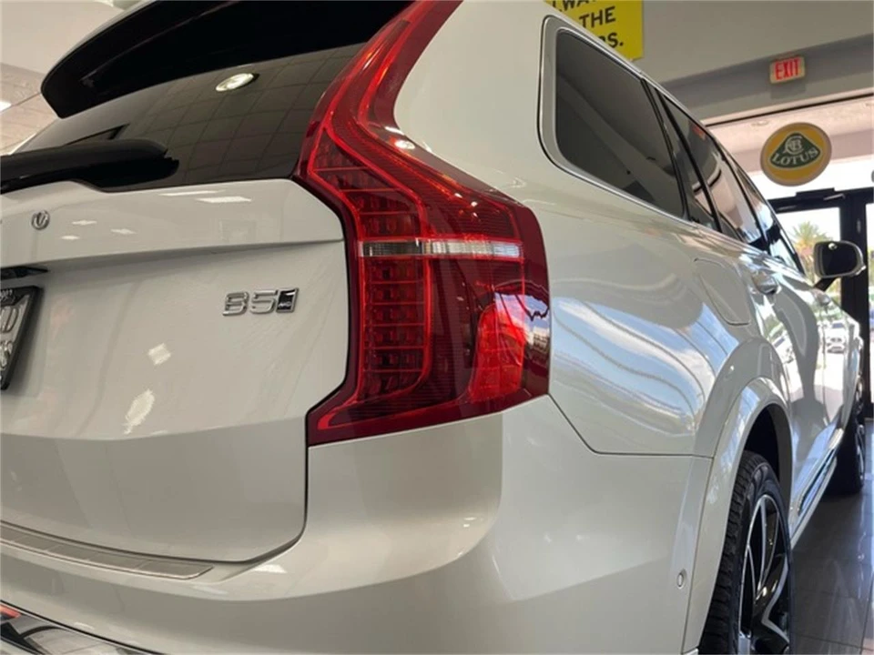 2025 Volvo XC90 2nd Gen - Image 17 of 31