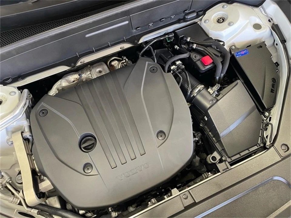 2025 Volvo XC90 2nd Gen - Image 20 of 31