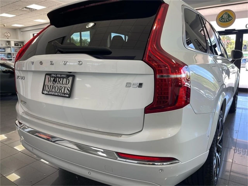 2025 Volvo XC90 2nd Gen - Image 18 of 31