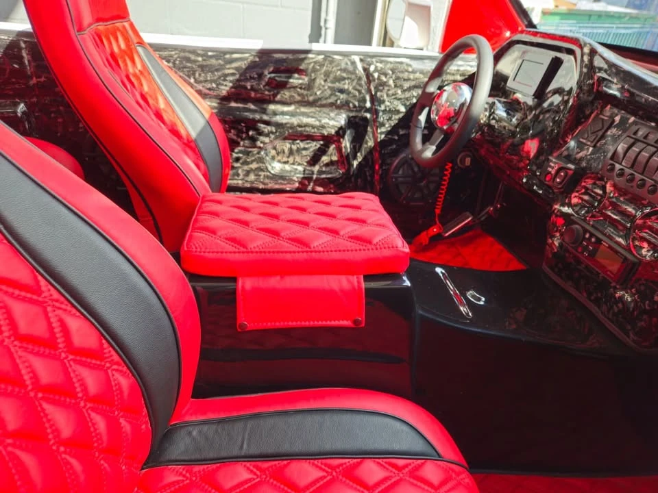 2025 Rolls-Royce Phantom VIII - Image 4 of 9
