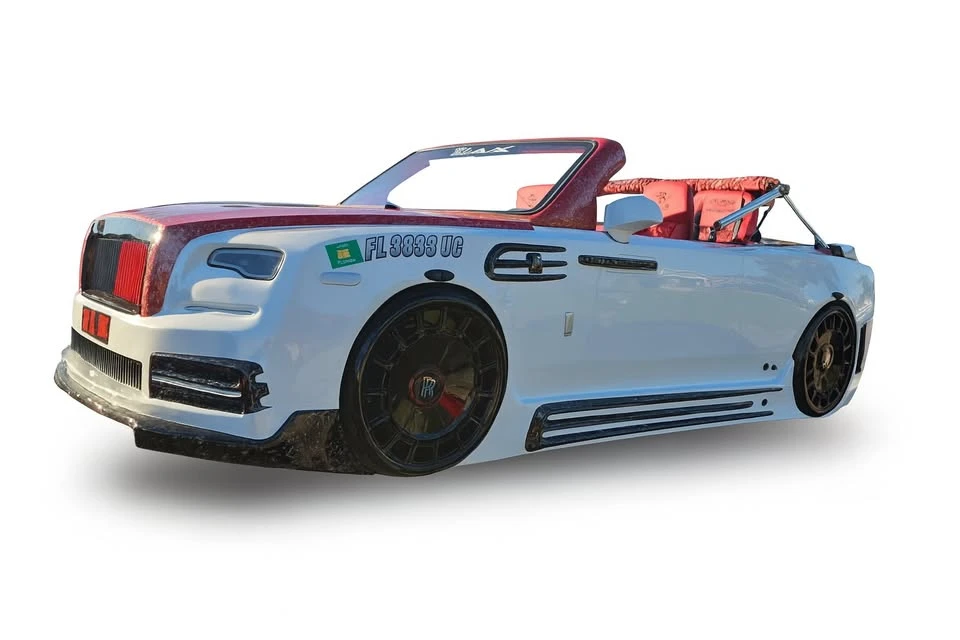 2025 Rolls-Royce Phantom VIII - Image 2 of 9