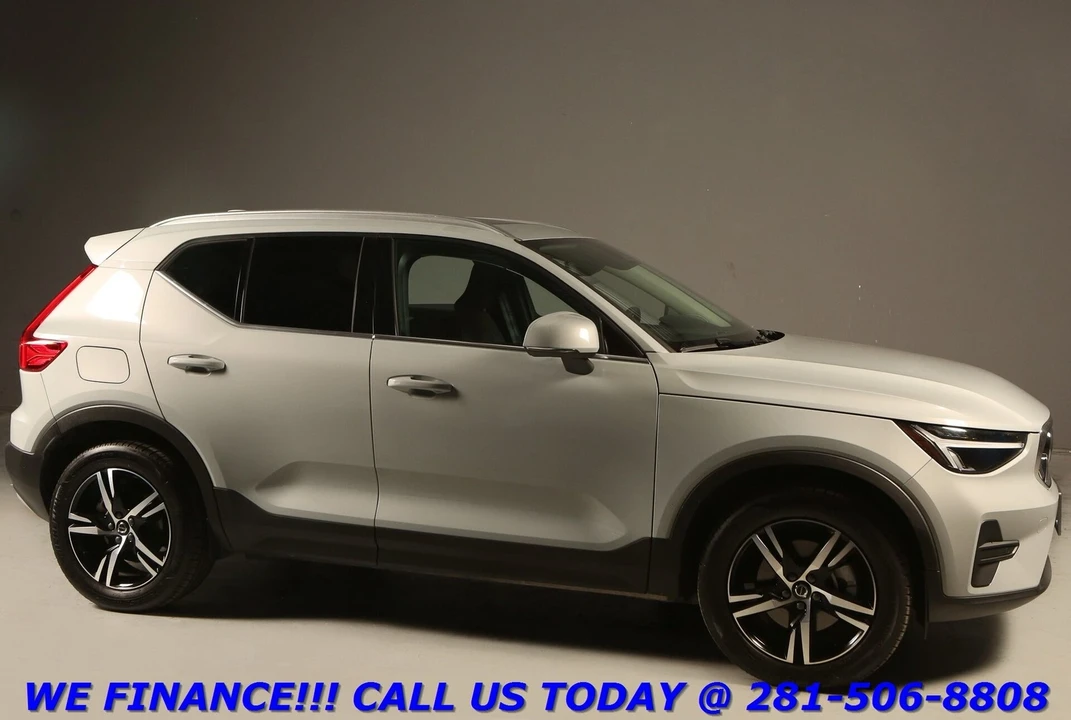 2025 Volvo XC40 - Image 8 of 21