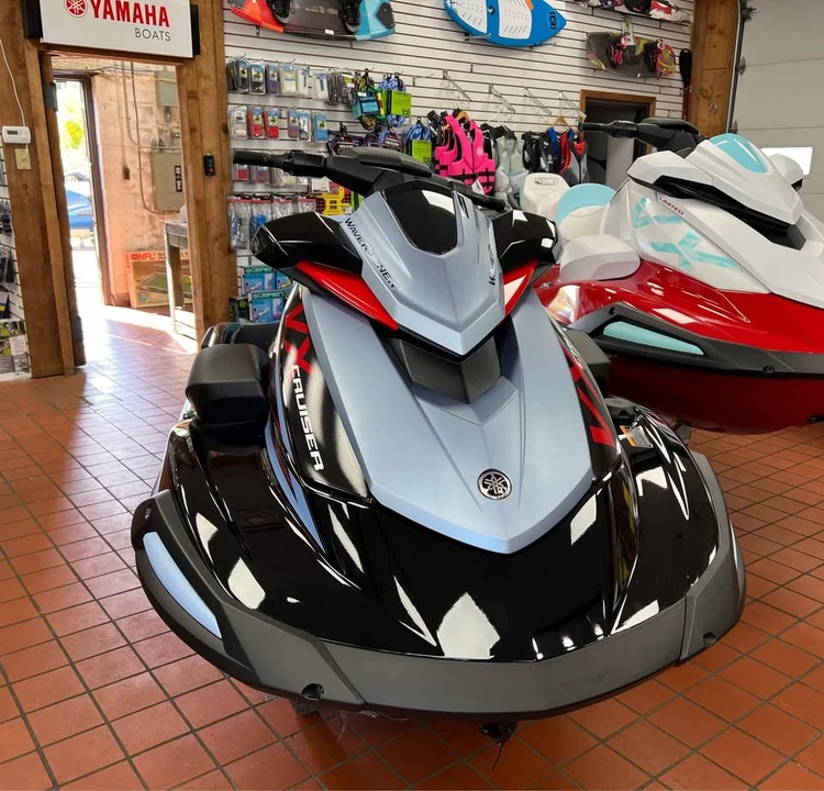 2025 Yamaha - Image 2 of 7