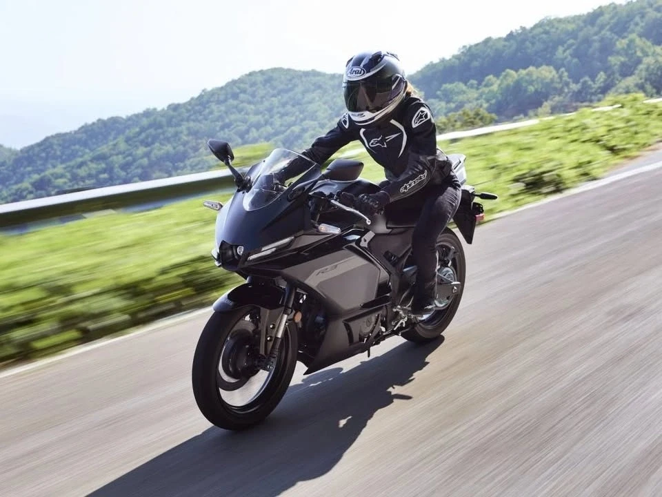 2025 Yamaha YZF - Image 13 of 15