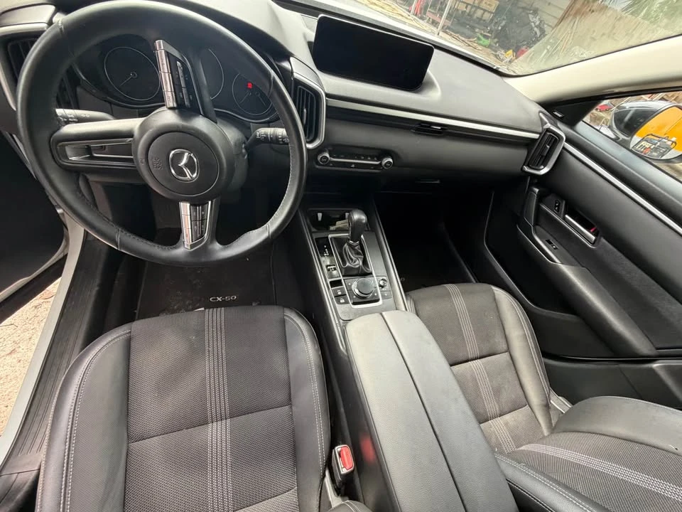 2025 Mazda CX-50 - Image 7 of 8