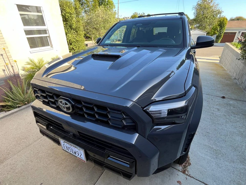 2026 Toyota 4Runner 6th Gen - Image 2 of 8