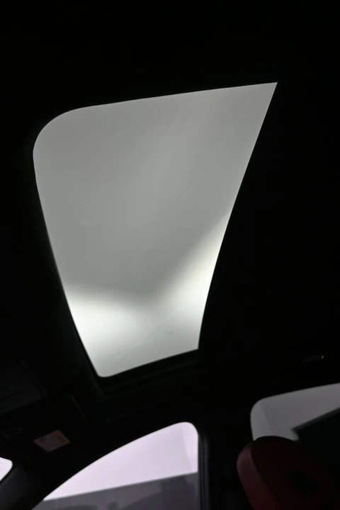 2026 Acura RDX 3rd Gen - Image 18 of 21