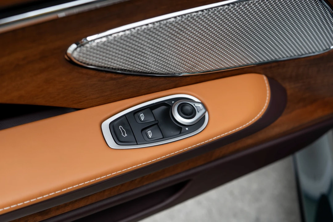 2026 Aston Martin DB12 - Image 13 of 31