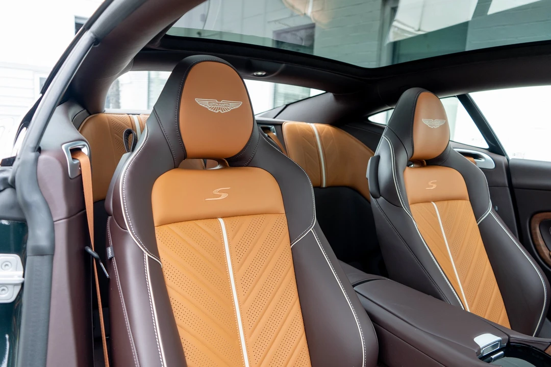 2026 Aston Martin DB12 - Image 29 of 31