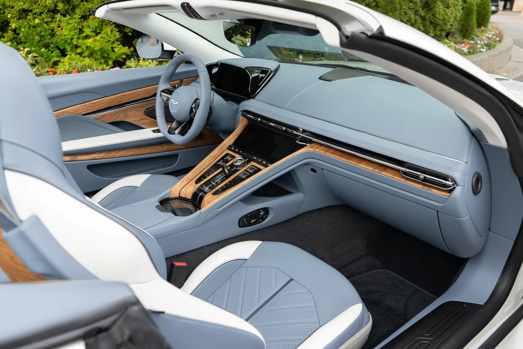 2026 Aston Martin DB12 - Image 28 of 31