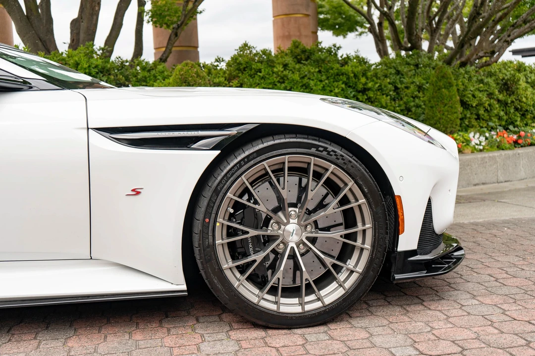 2026 Aston Martin DB12 - Image 3 of 31