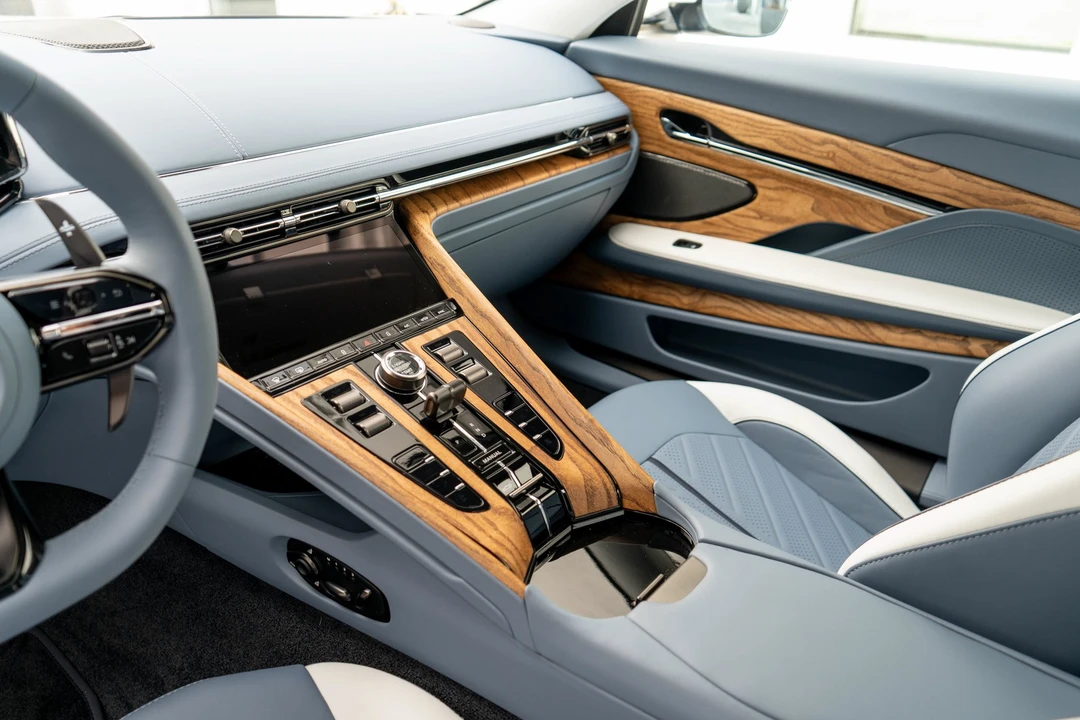 2026 Aston Martin DB12 - Image 14 of 31