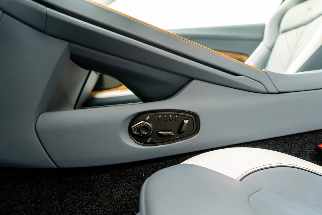2026 Aston Martin DB12 - Image 20 of 31