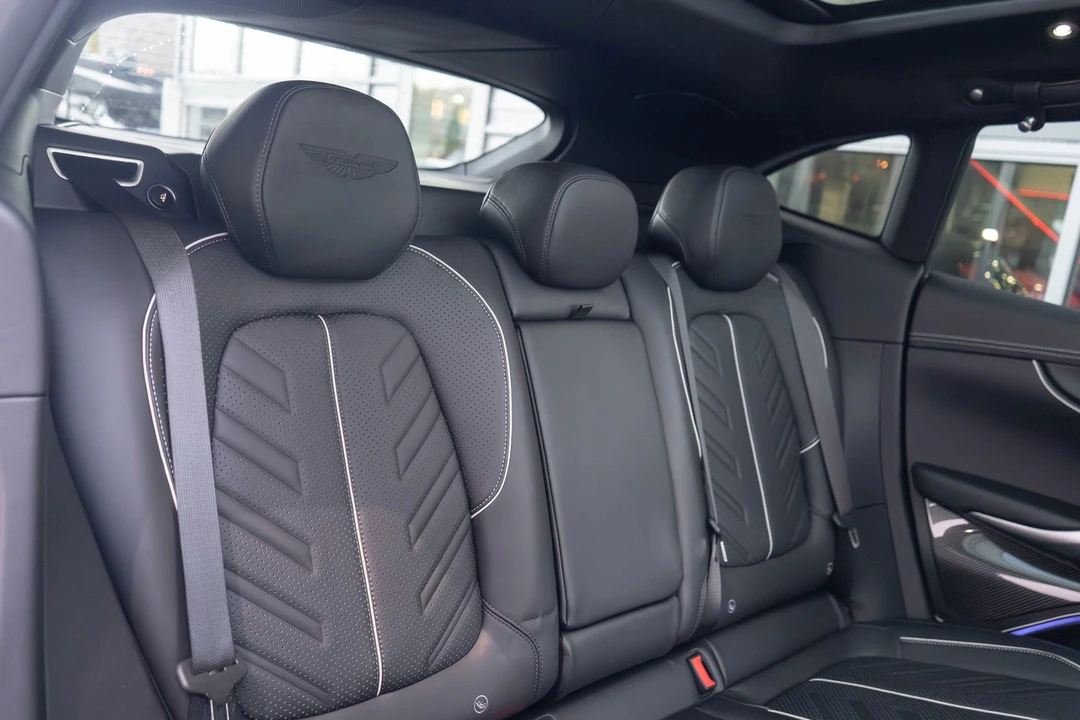 2026 Aston Martin - Image 28 of 31