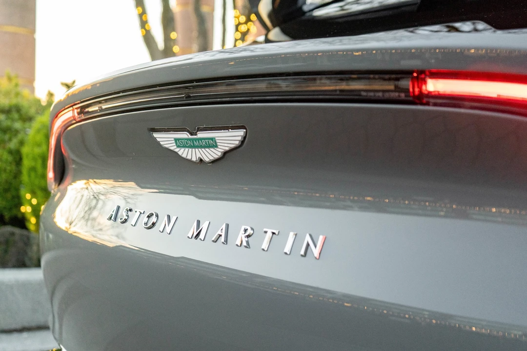 2026 Aston Martin - Image 6 of 31