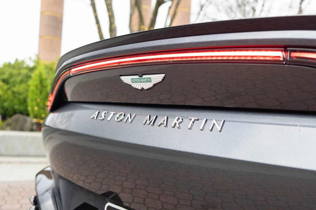 2026 Aston Martin V8 Vantage (2019+) - Image 6 of 21