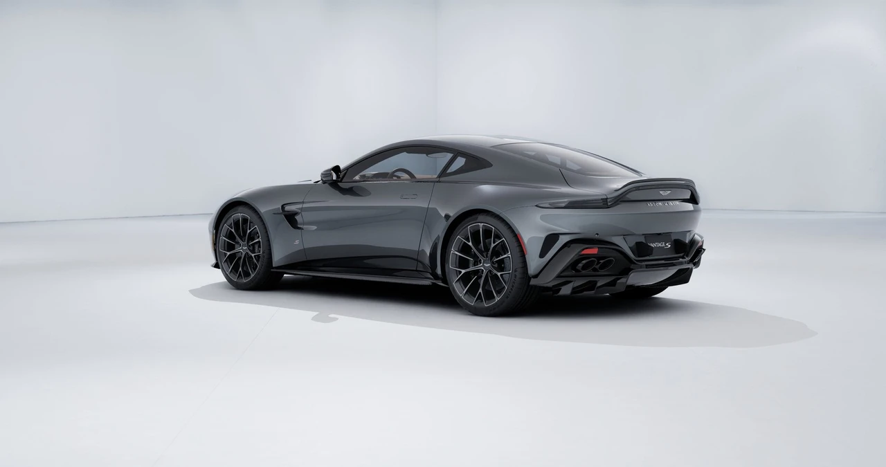 2026 Aston Martin V8 Vantage (2019+) - Image 7 of 13