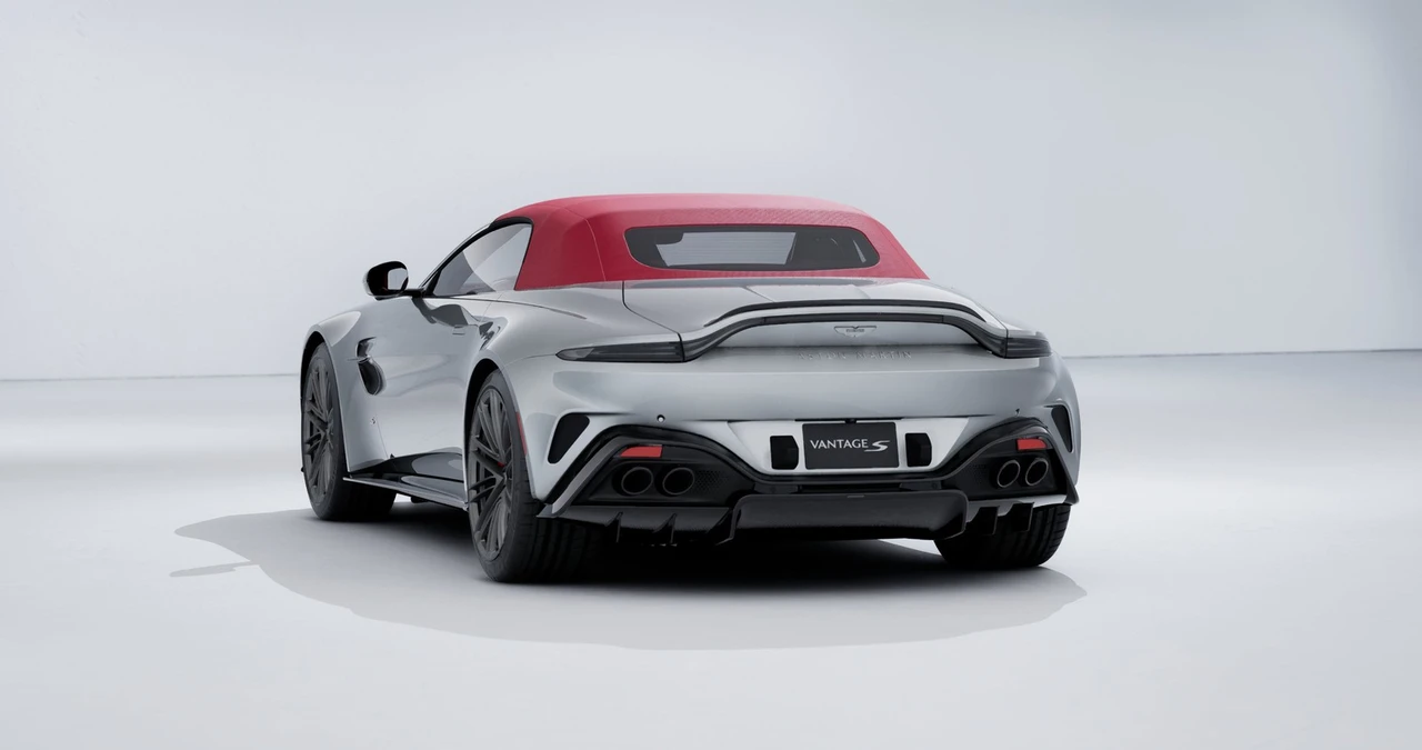 2026 Aston Martin V8 Vantage (2019+) - Image 15 of 21