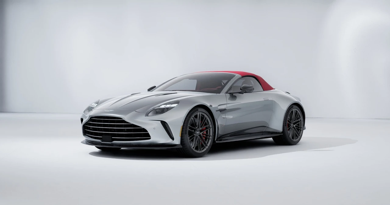 2026 Aston Martin V8 Vantage (2019+) - Image 2 of 21
