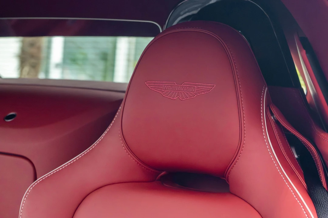2026 Aston Martin V8 Vantage (2019+) - Image 11 of 21