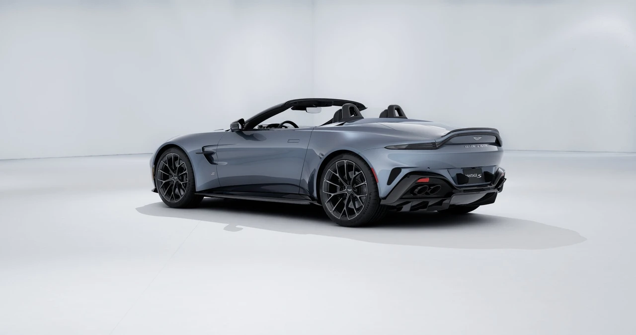 2026 Aston Martin V8 Vantage (2019+) - Image 12 of 20