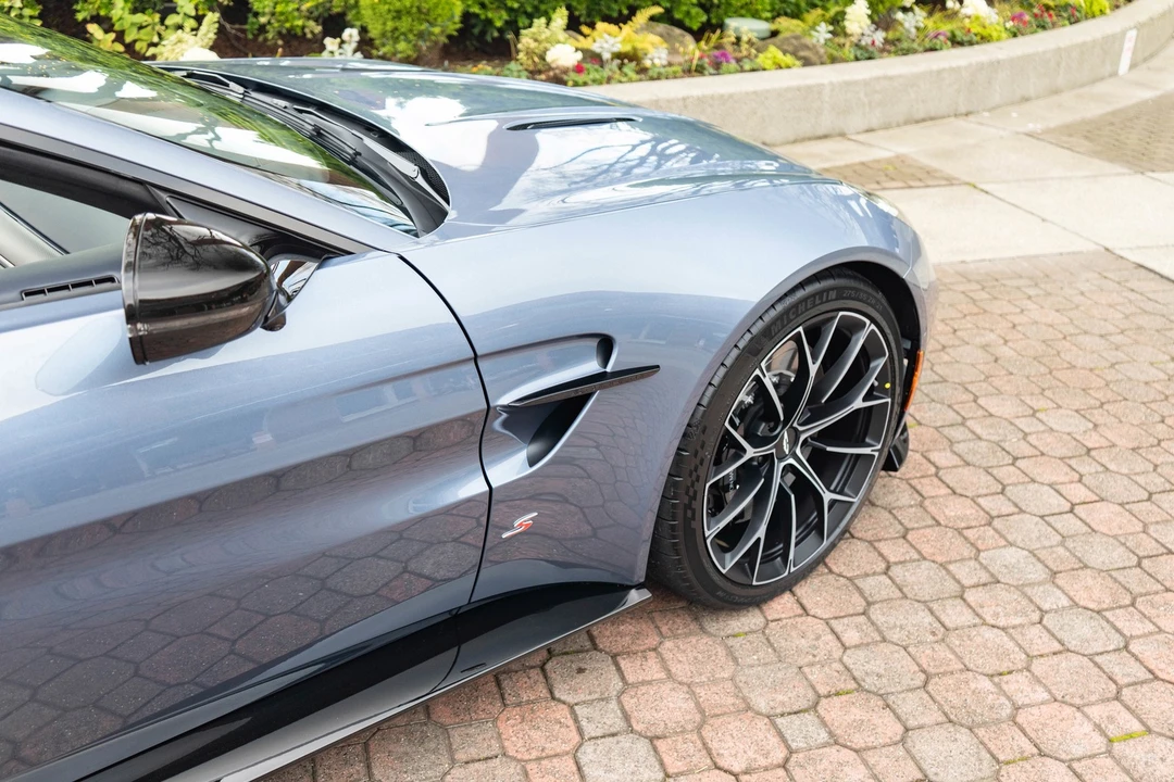 2026 Aston Martin V8 Vantage (2019+) - Image 7 of 21
