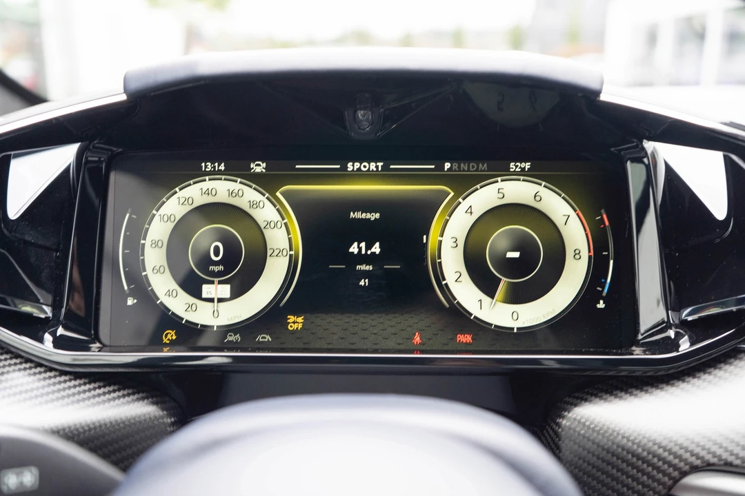 2026 Aston Martin V8 Vantage (2019+) - Image 4 of 21
