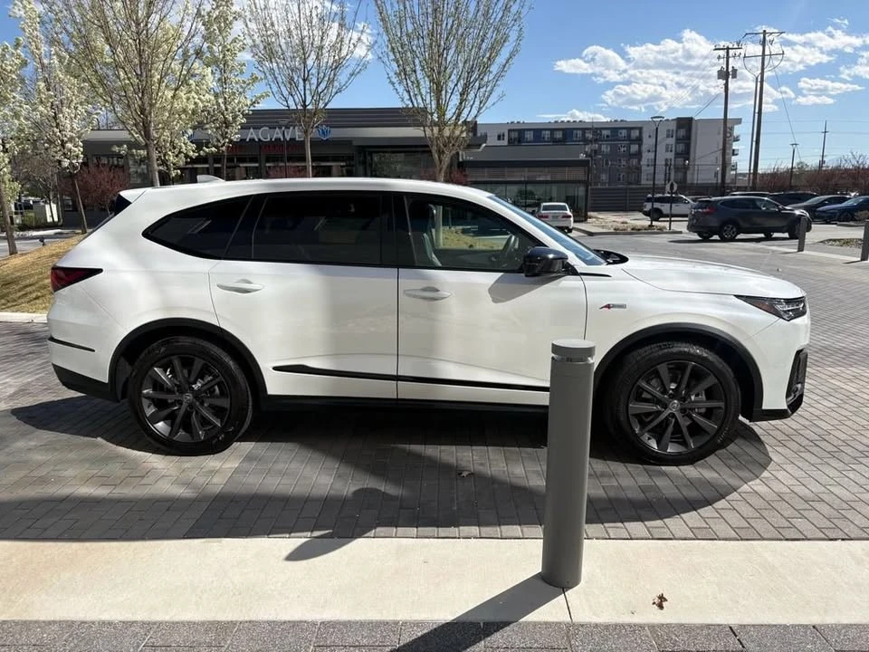 2026 Acura MDX 4th Gen - Image 18 of 19