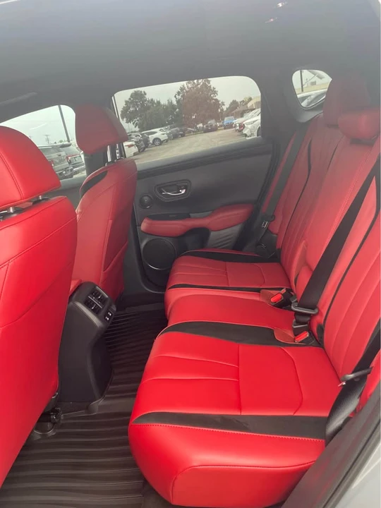 2026 Acura ADX - Image 7 of 9