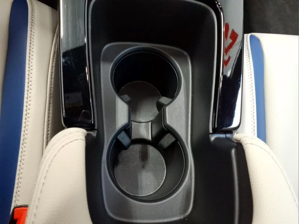 2026 Acura Integra 5th Gen - Image 16 of 31