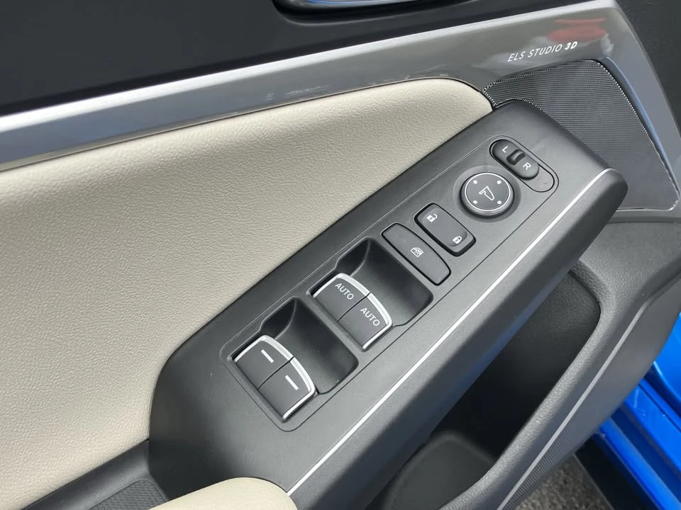 2026 Acura Integra 5th Gen - Image 5 of 17