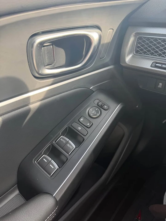 2026 Acura Integra 5th Gen - Image 12 of 17