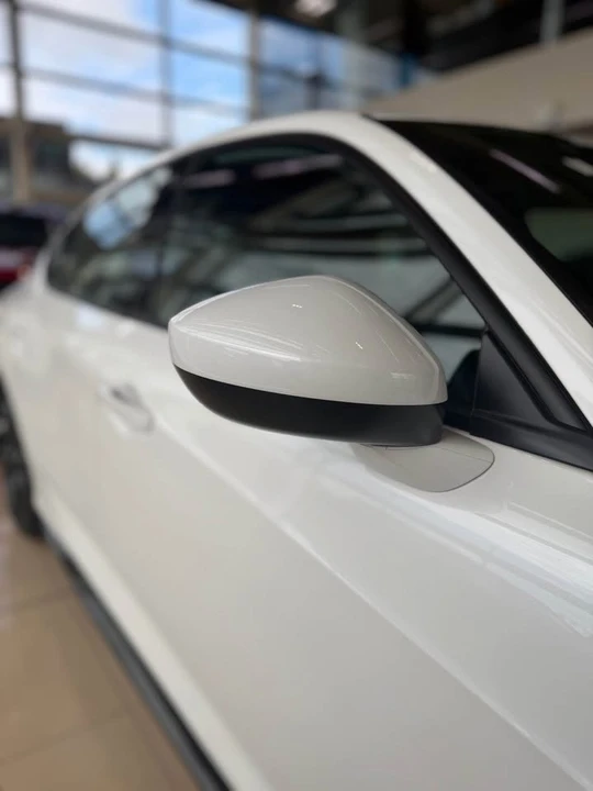 2026 Acura Integra 5th Gen - Image 5 of 17