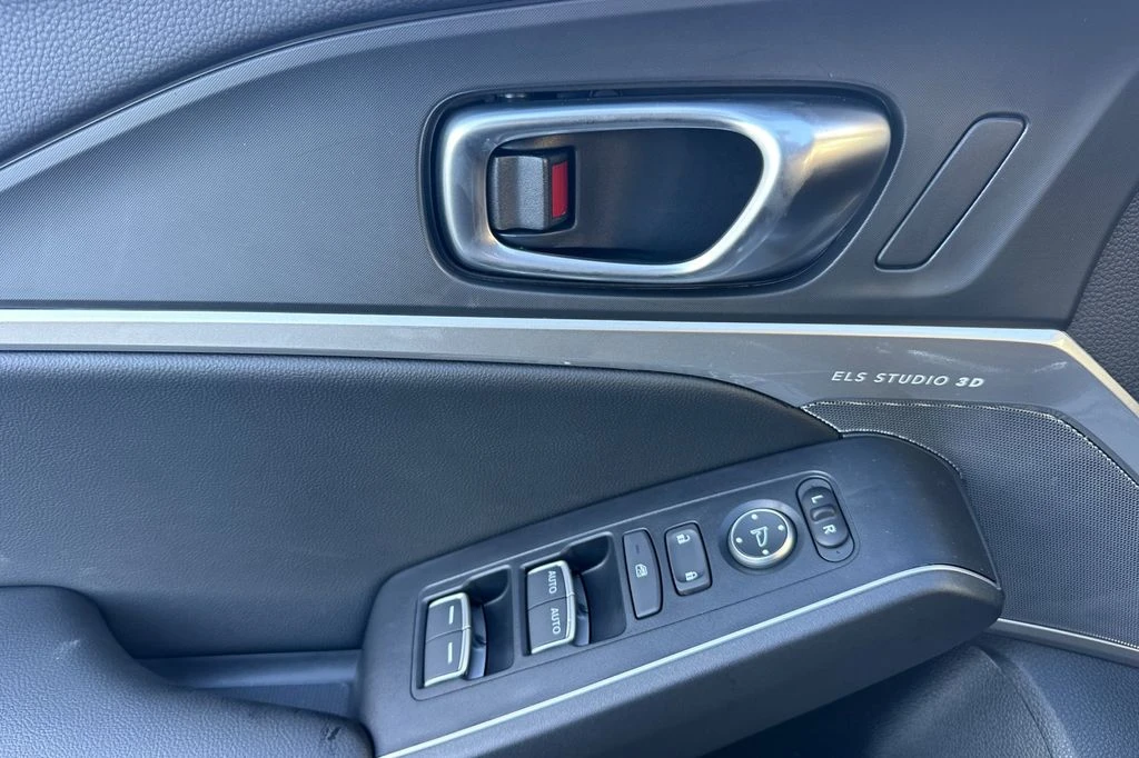 2026 Acura Integra Type S 5th Gen - Image 11 of 26
