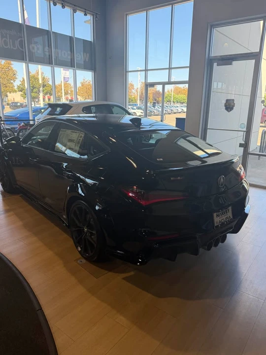2026 Acura Integra Type S 5th Gen - Image 5 of 10