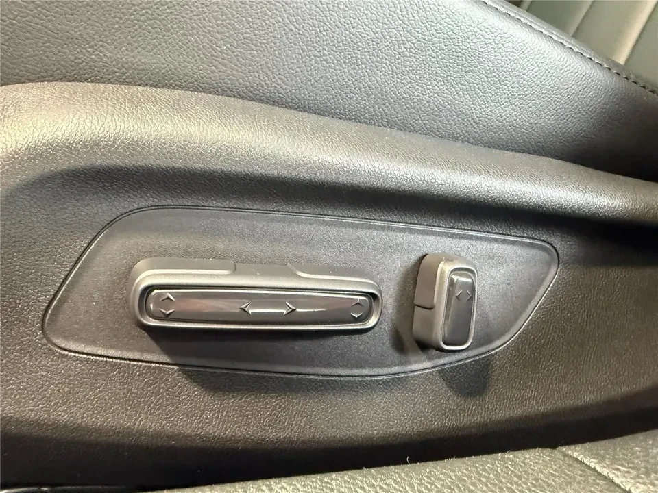 2026 Acura Integra 5th Gen - Image 11 of 20