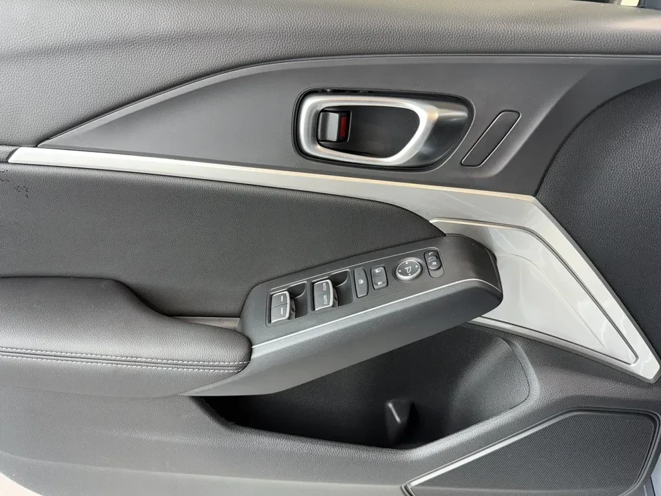 2026 Acura Integra 5th Gen - Image 11 of 16
