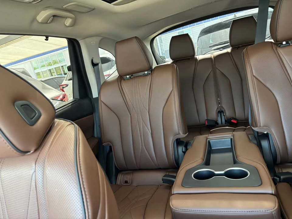 2026 Acura MDX 4th Gen - Image 5 of 9
