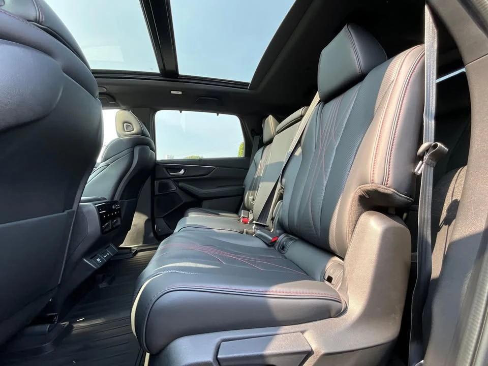 2026 Acura MDX 4th Gen - Image 13 of 20