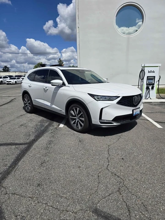 2026 Acura MDX 4th Gen - Image 2 of 13