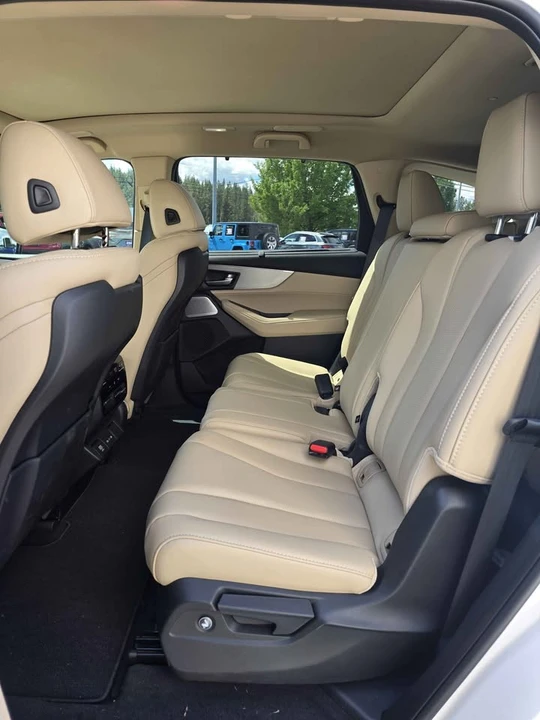 2026 Acura MDX 4th Gen - Image 7 of 13