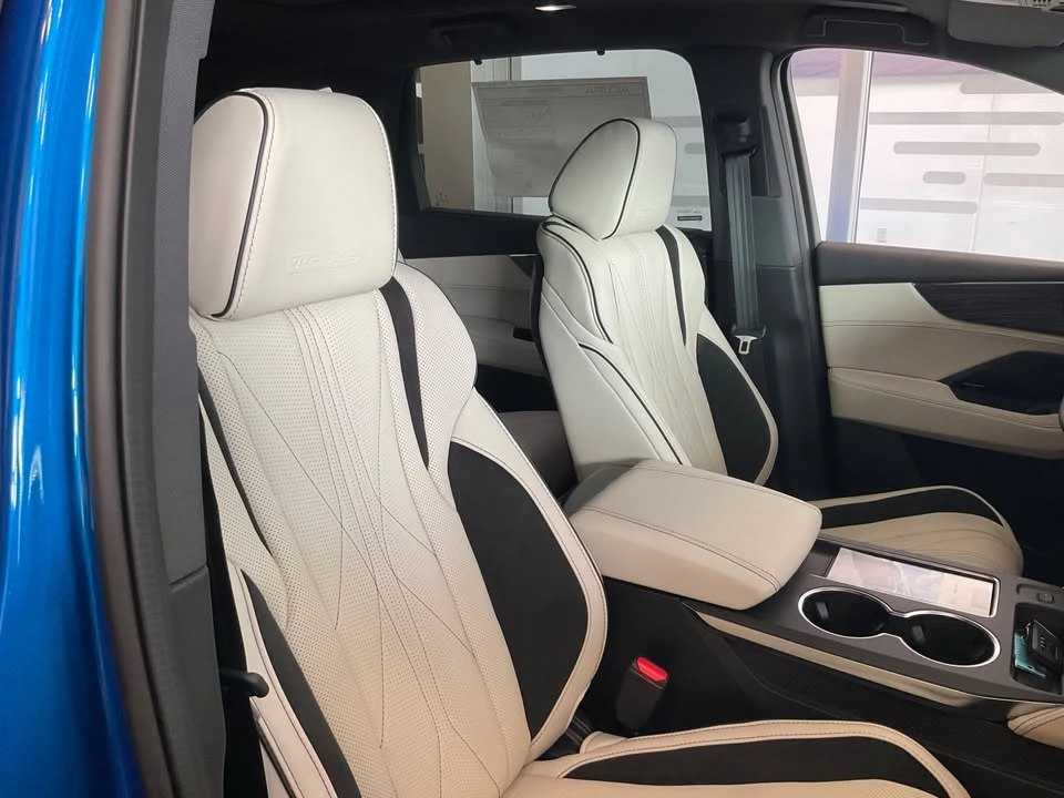 2026 Acura MDX 4th Gen - Image 6 of 7