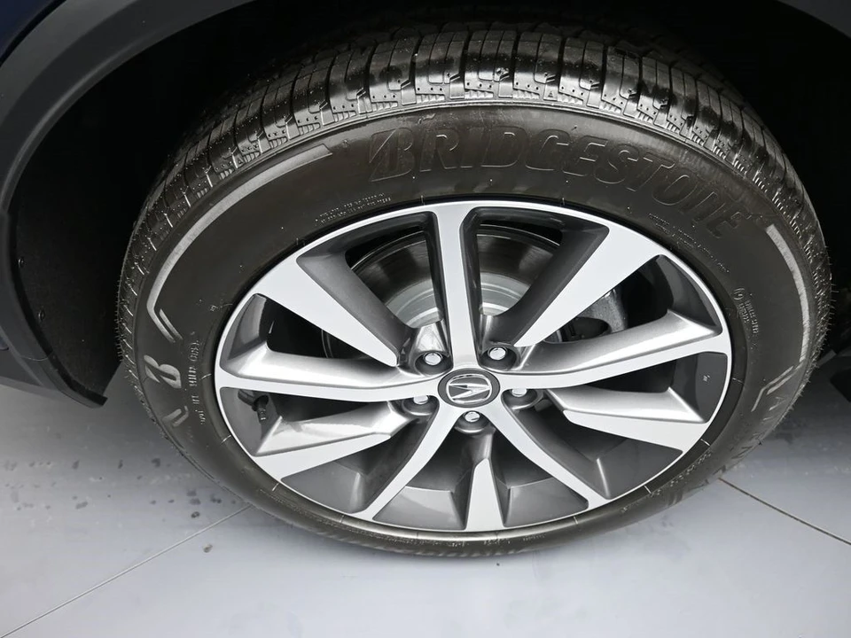 2026 Acura MDX 4th Gen - Image 12 of 21
