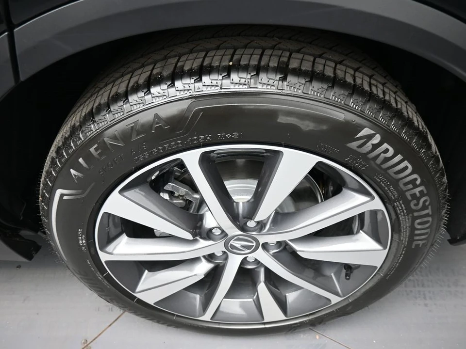 2026 Acura MDX 4th Gen - Image 15 of 21